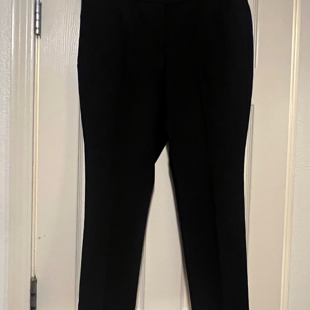 Anne Klein Black Cropped Ankle Pants